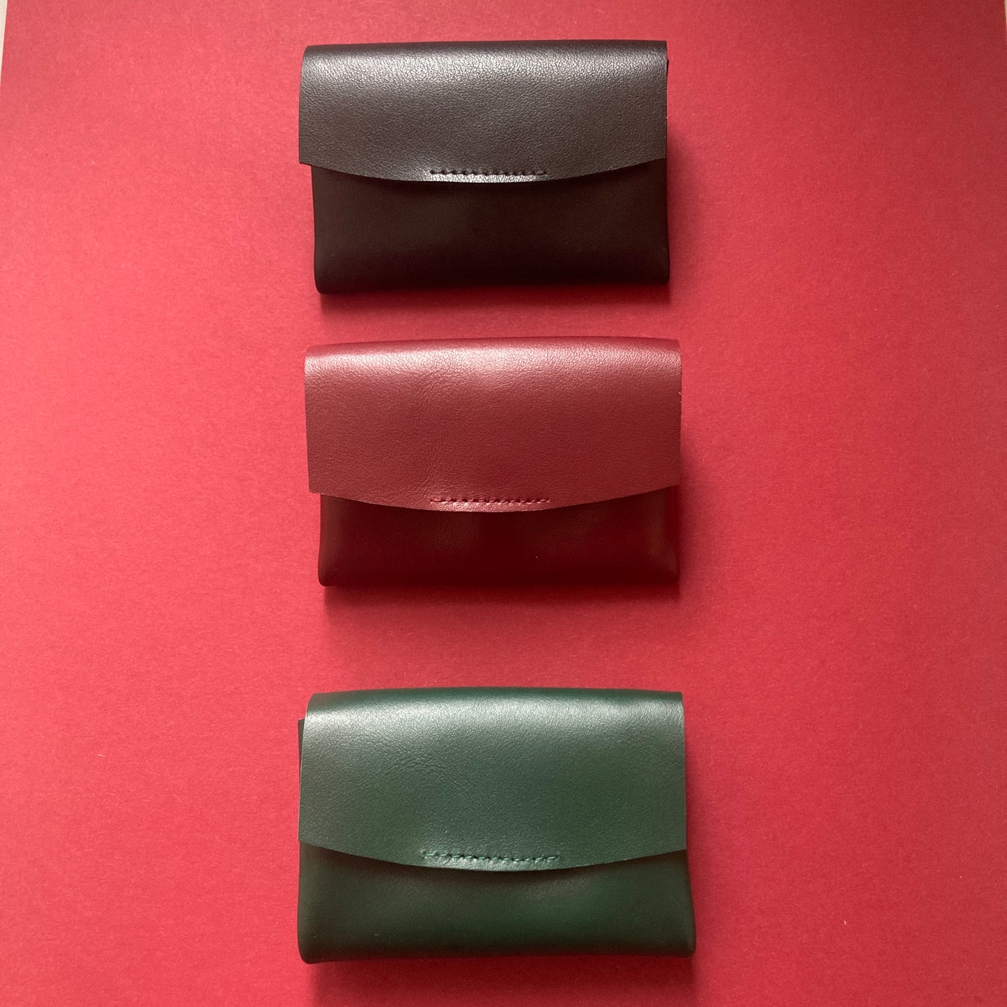 Minimalistic wallet and key chain gift set - black leather