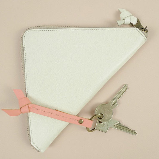Triangle zip wallet - Ivory