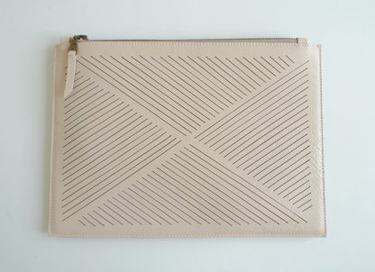 Cut out Clutch - Ivory